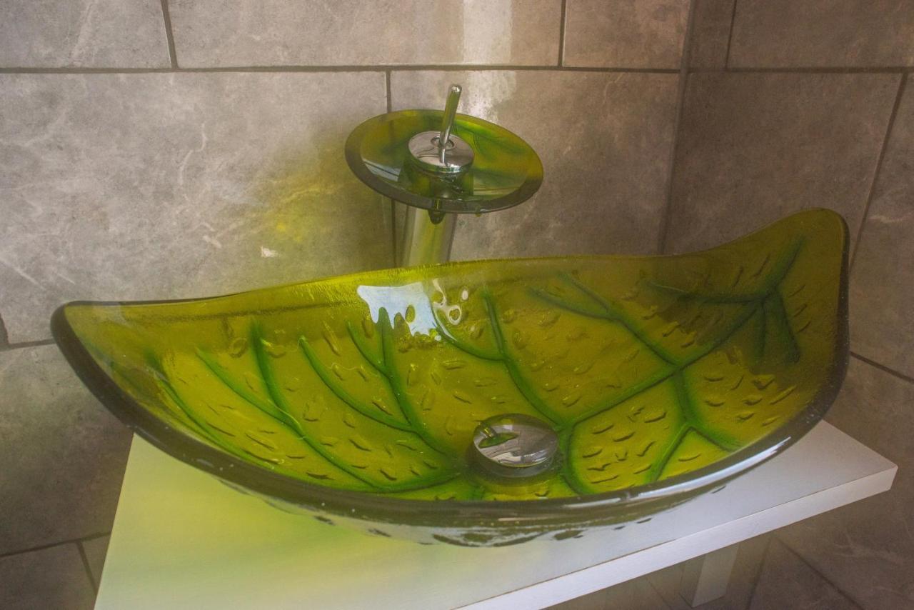 Luxury Super Central Cottage With A Hot Tub/ Gym Portree Zewnętrze zdjęcie